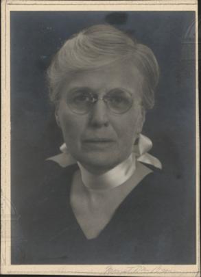 Portrait of Helen Wilkinson Reynolds.