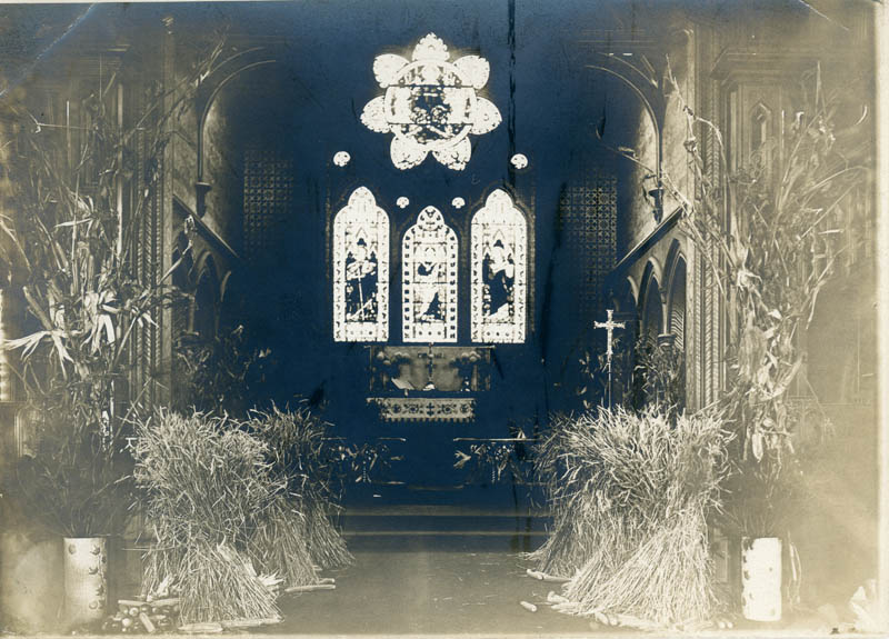 03 - Christ church interior, decorated for Thanksgiving - LH Collections