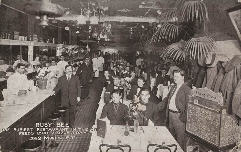 03 - Postcard of the Busy Bee Restaurant - LH Collections